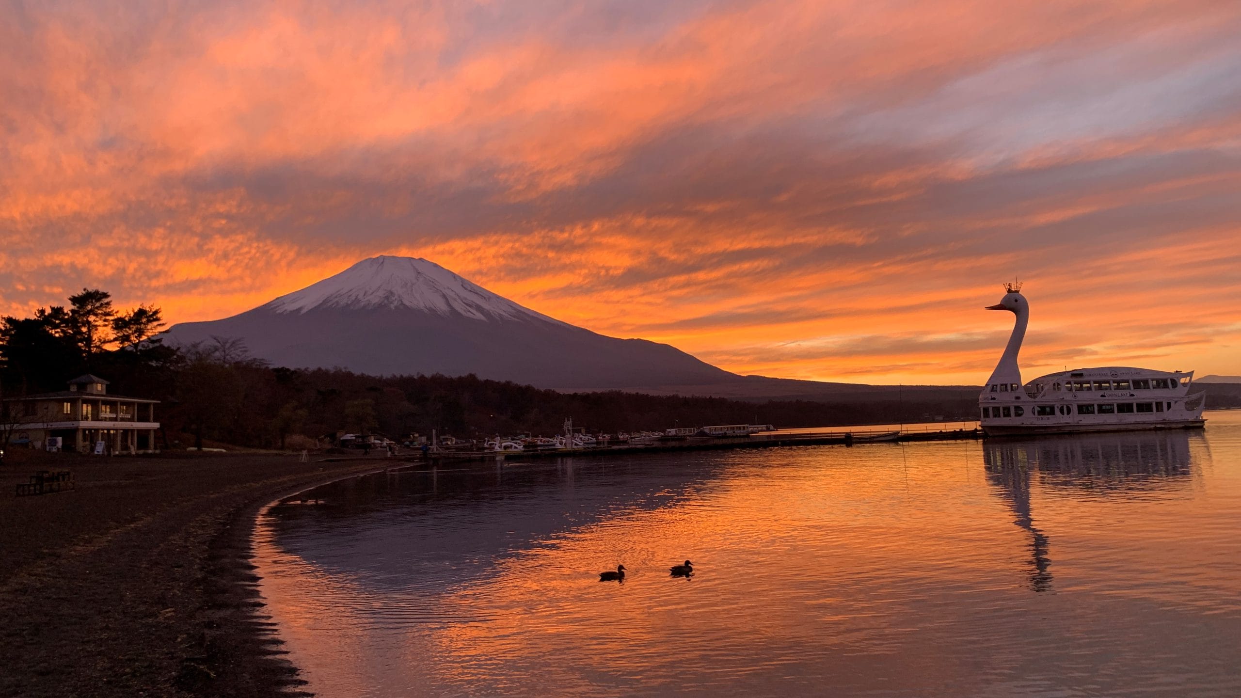 山中湖サンセットクルーズ