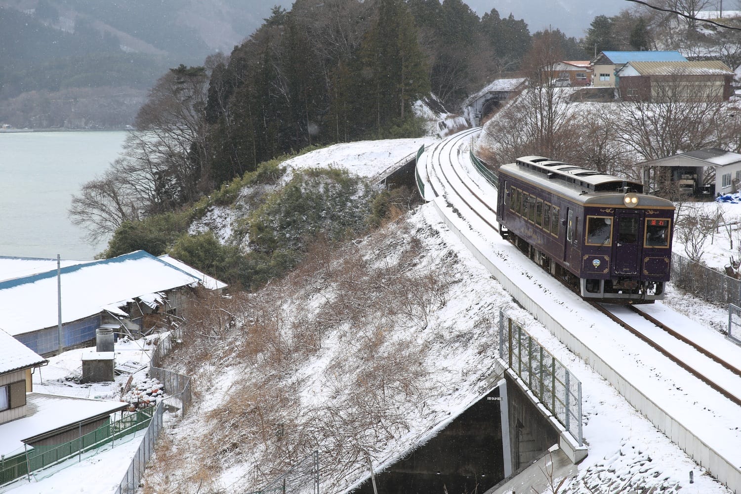 三陸鉄道　こたつ列車