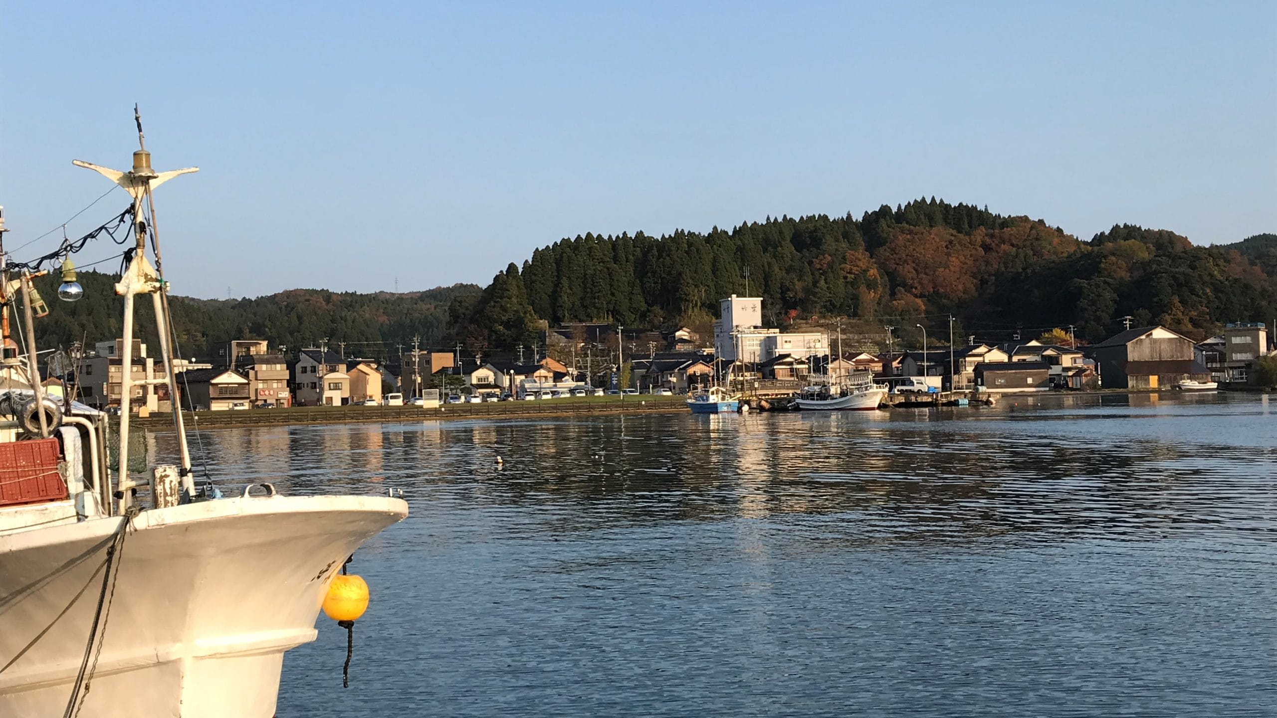 能登町の宇出津港