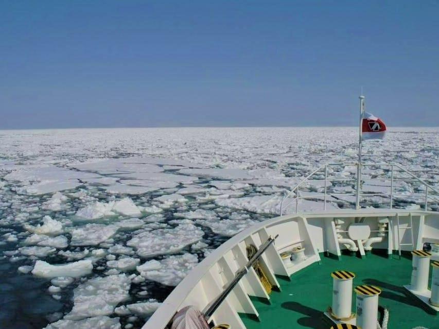 オホーツク海　網走の流氷