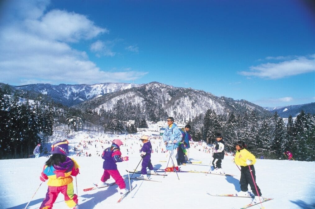 福井県がスキー場の平日利用50％割引