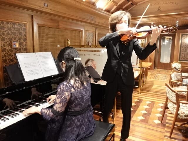 東急ロイヤルエキスプレス