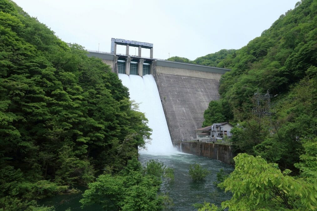 みなかみ町のダム　放流イベント