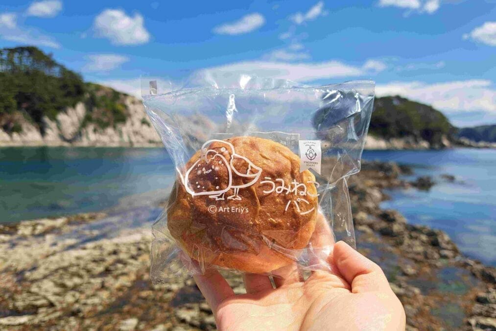 宮古うみねこのうみねこパン