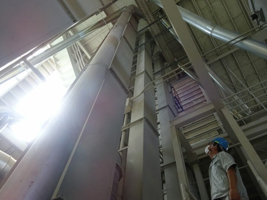 登米市のカントリーエレベーター