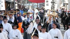 阿賀町のつがわ狐の嫁入り行列