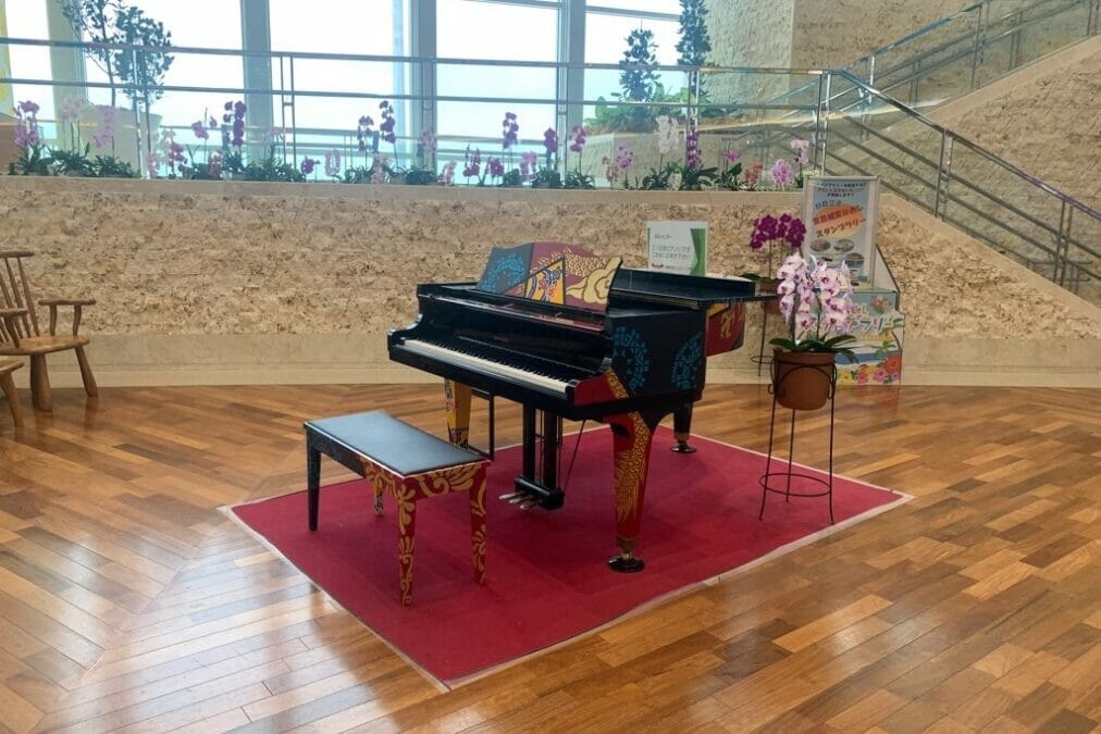 那覇空港ピアノ