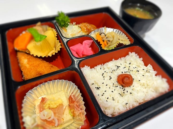 秋田市役所　山王一丁目食堂