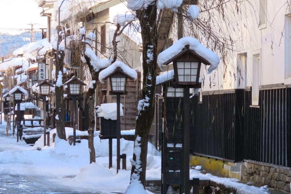 バス旅で行く冬の飛騨古川市