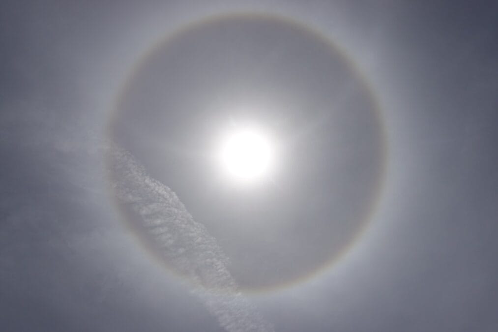 不思議な太陽（富士山六合目から）