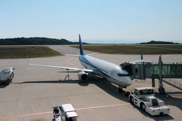 能登空港のANA機