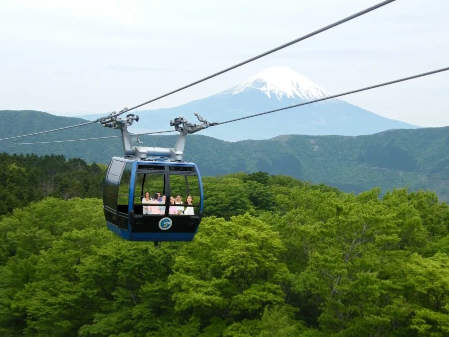 箱根オープンエアー型のゴンドラ