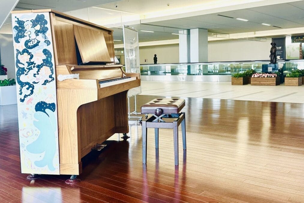 ピアノ（新千歳空港）