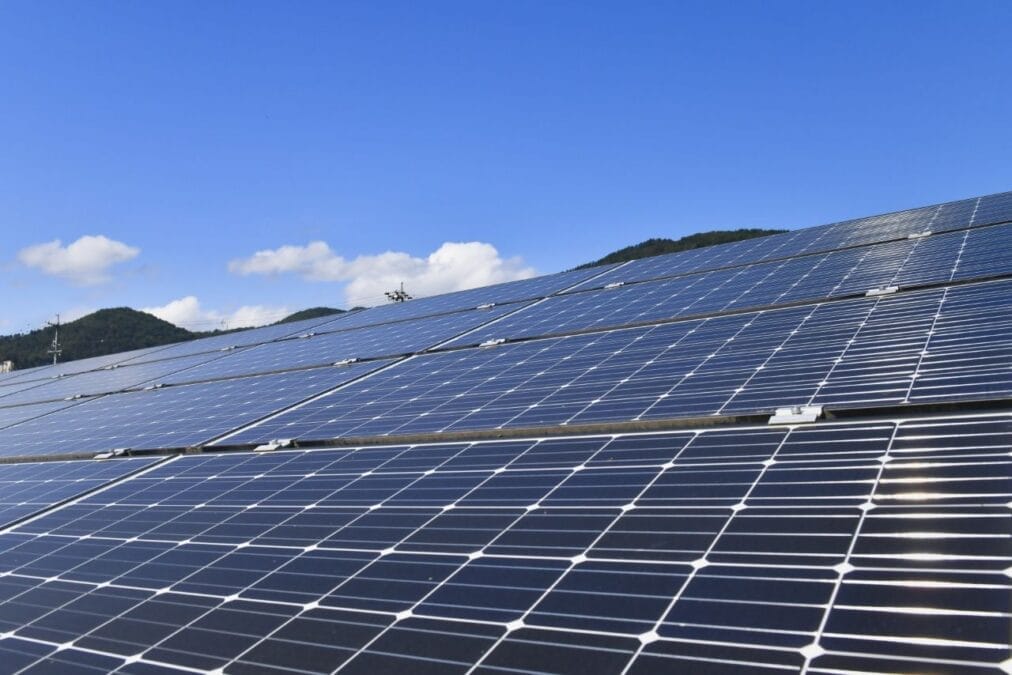 ソーラーパネル