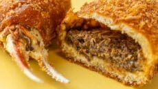 カニ尽くしのカニカレーパン