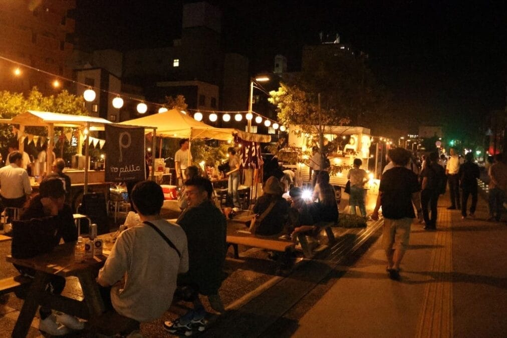 インザループ2025「屋台夜市」